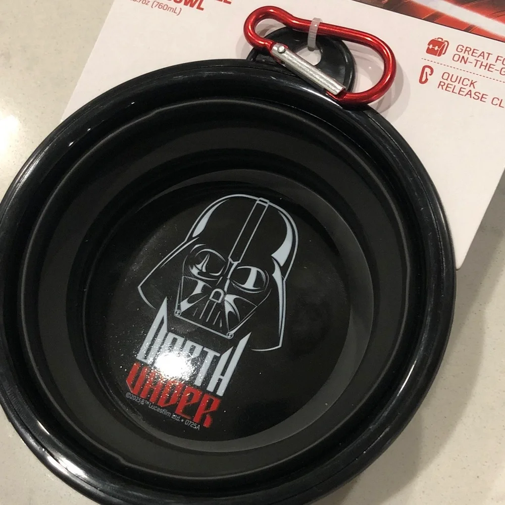 Star Wars Black Silicone Darth Vader Collapsible Pet Bowl with Red Carabiner